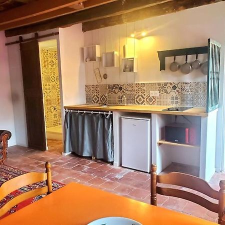 Petite Maison De Village Ygrande Dış mekan fotoğraf