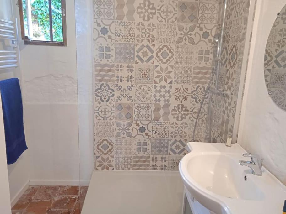 Petite Maison De Village Ygrande Dış mekan fotoğraf