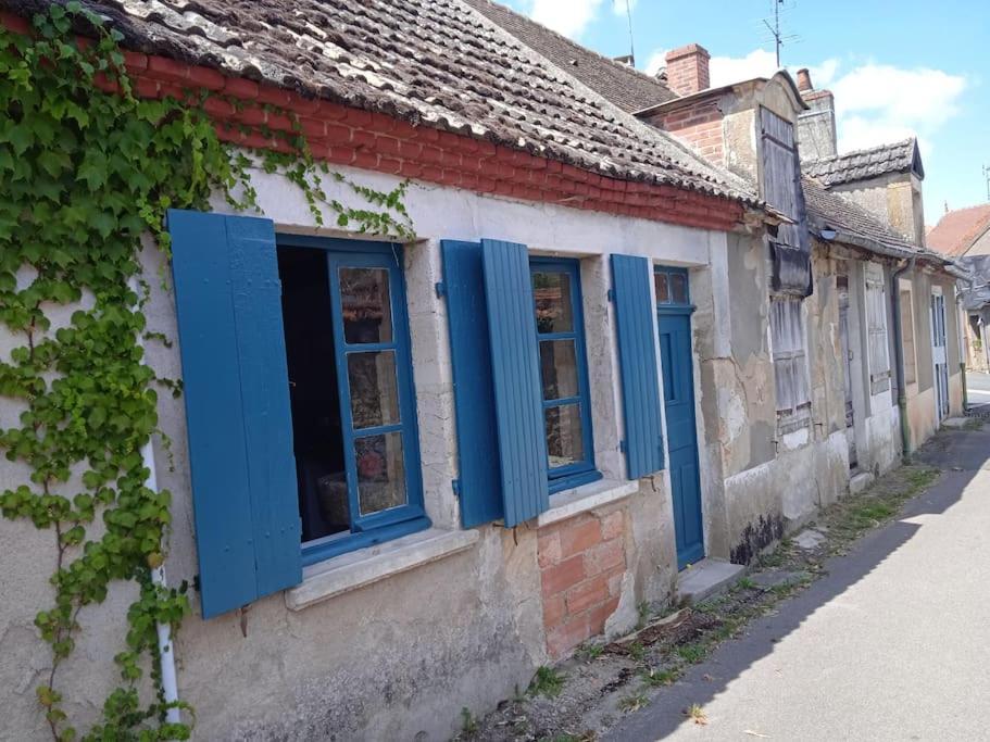 Petite Maison De Village Ygrande Dış mekan fotoğraf