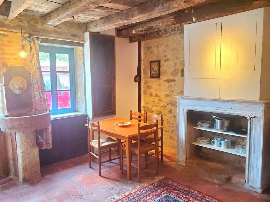 Petite Maison De Village Ygrande Dış mekan fotoğraf